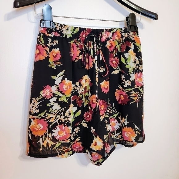 Dee Elly Floral Print Chiffon Drawstring Shorts Black Pink Small - Picture 2 of 12